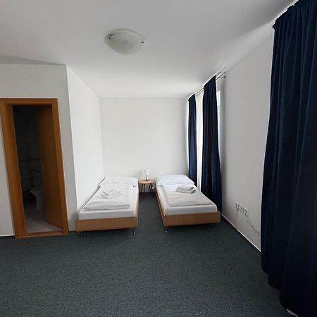Garni G Hotel Ζιλίνα Εξωτερικό φωτογραφία