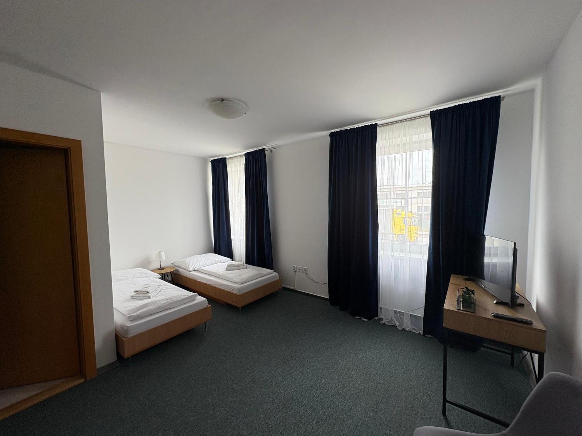 Garni G Hotel Ζιλίνα Εξωτερικό φωτογραφία