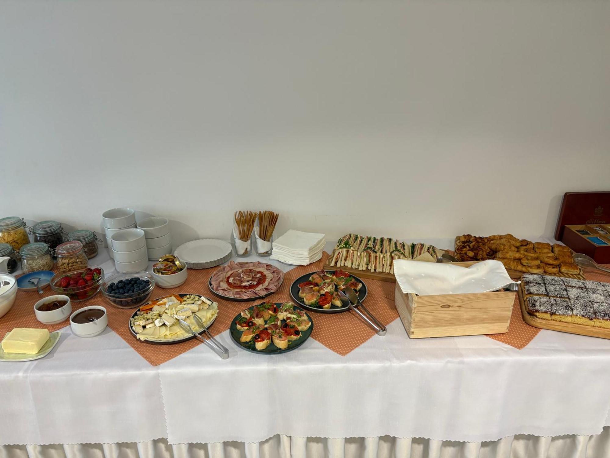 Garni G Hotel Ζιλίνα Εξωτερικό φωτογραφία